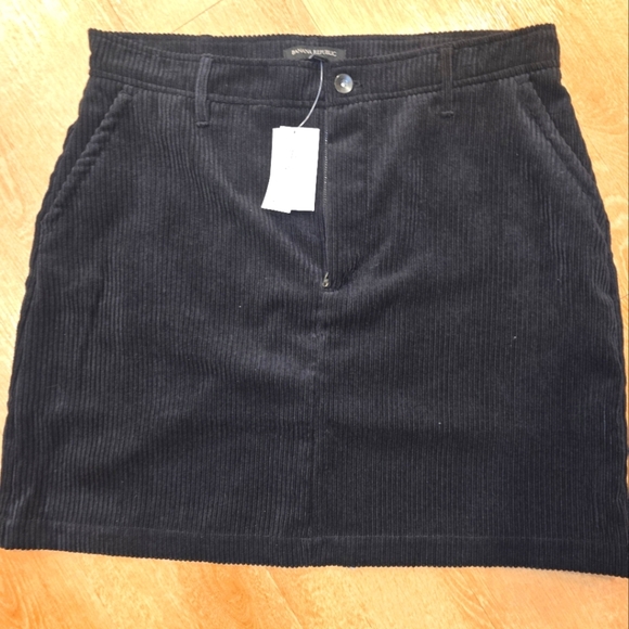 Banana Republic Dresses & Skirts - Banana Republic Black Corduroy Pencil Skirt Womens 10 NWT